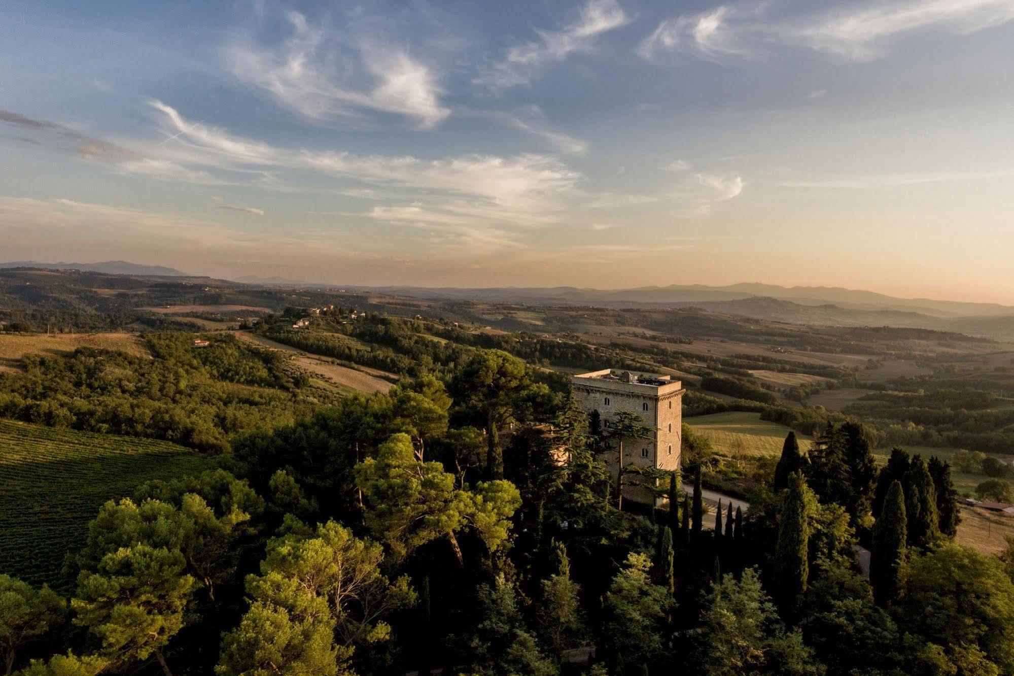 Torre Almonte Aparthotel Todi Exterior foto