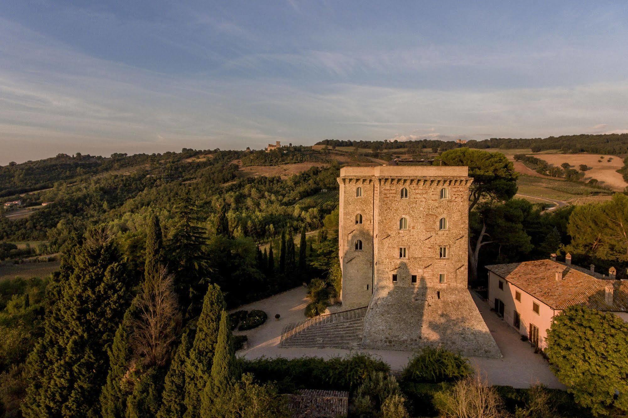 Torre Almonte Aparthotel Todi Exterior foto